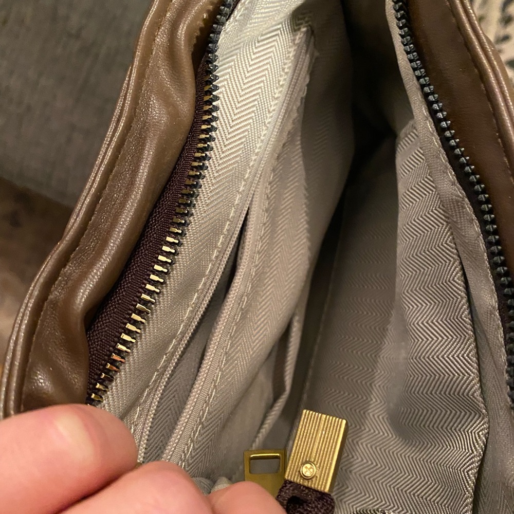 Handbag - Picture 2 of 2